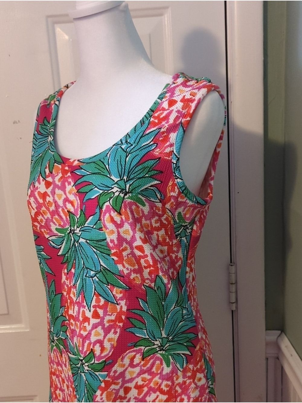 Ronni Nicole Hot Pink Tropical Trim Sleeveless Midi Dress Pineapple Design Small - Picture 2 of 11